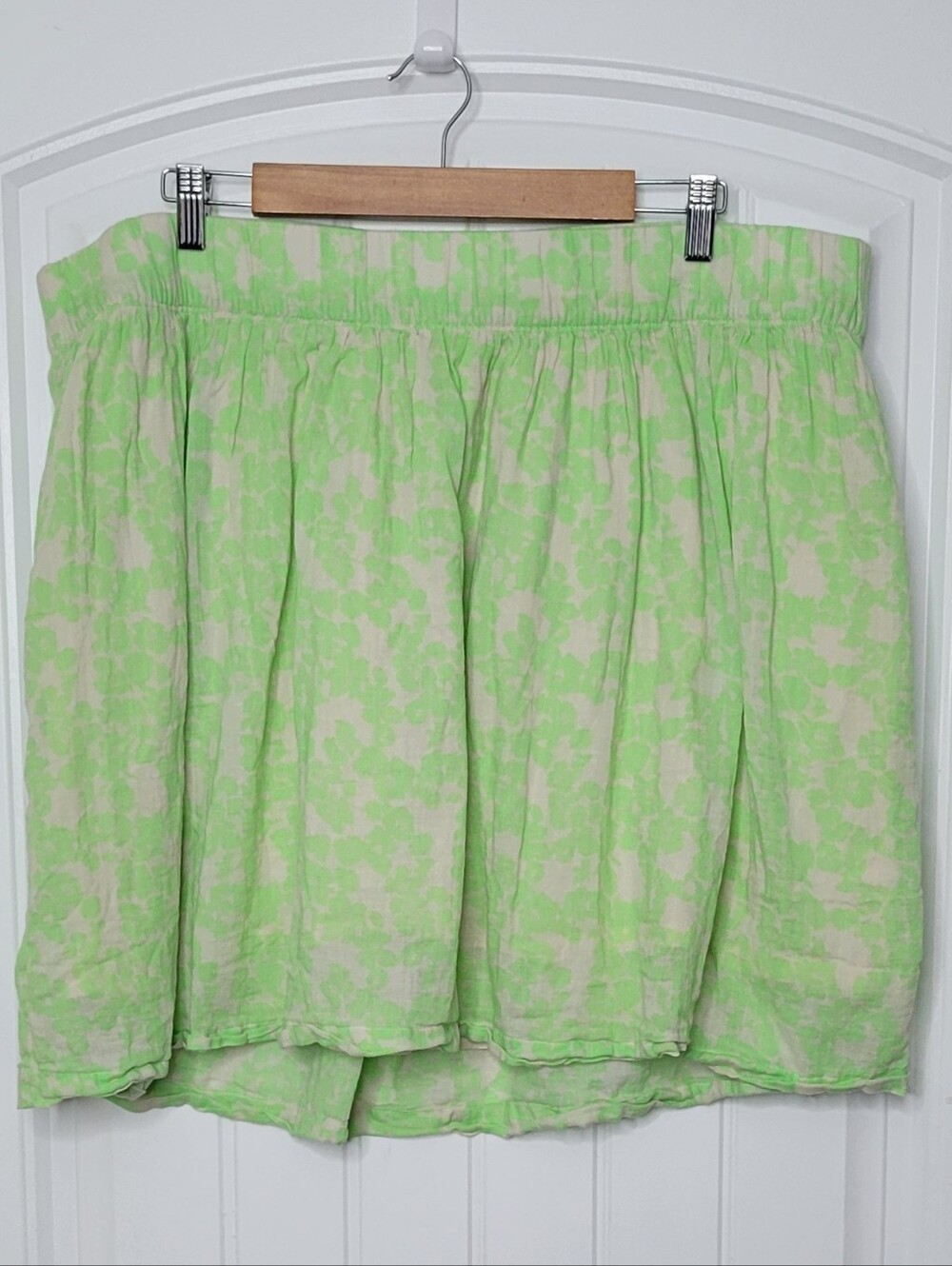 Old Navy Neon Green Printed Mini Skirt